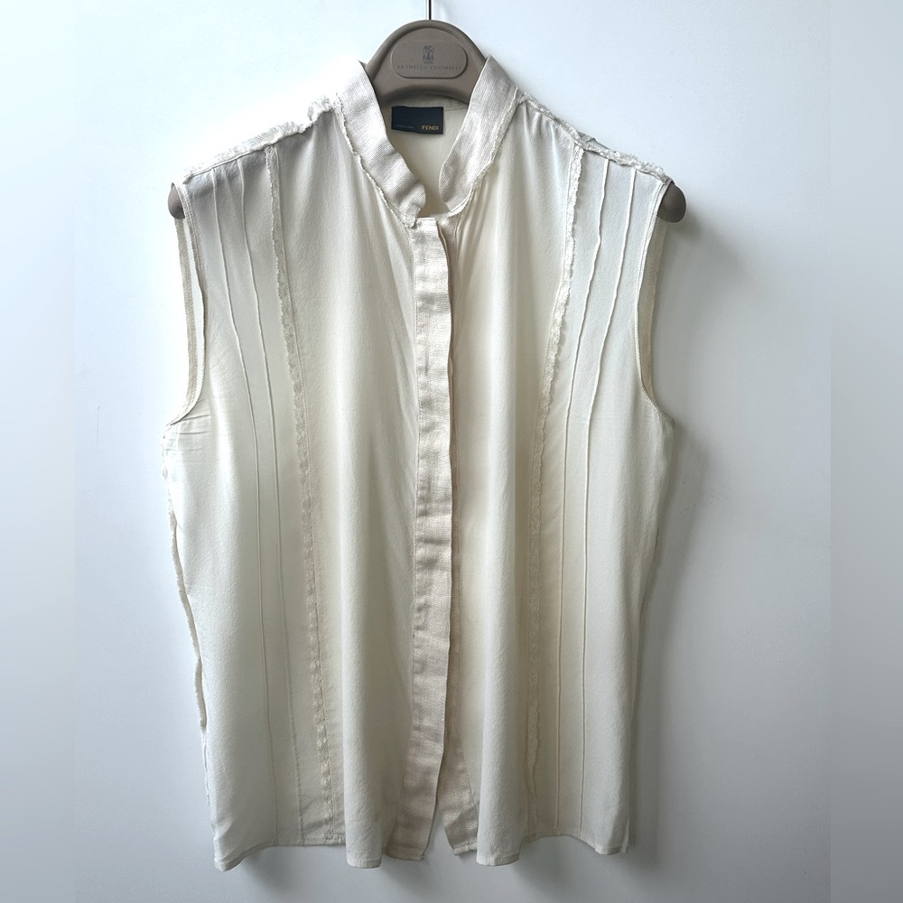 Fendi Silk Lace embellished Blouse, Sleeveless, Button Up, Cream White, 42, US 6